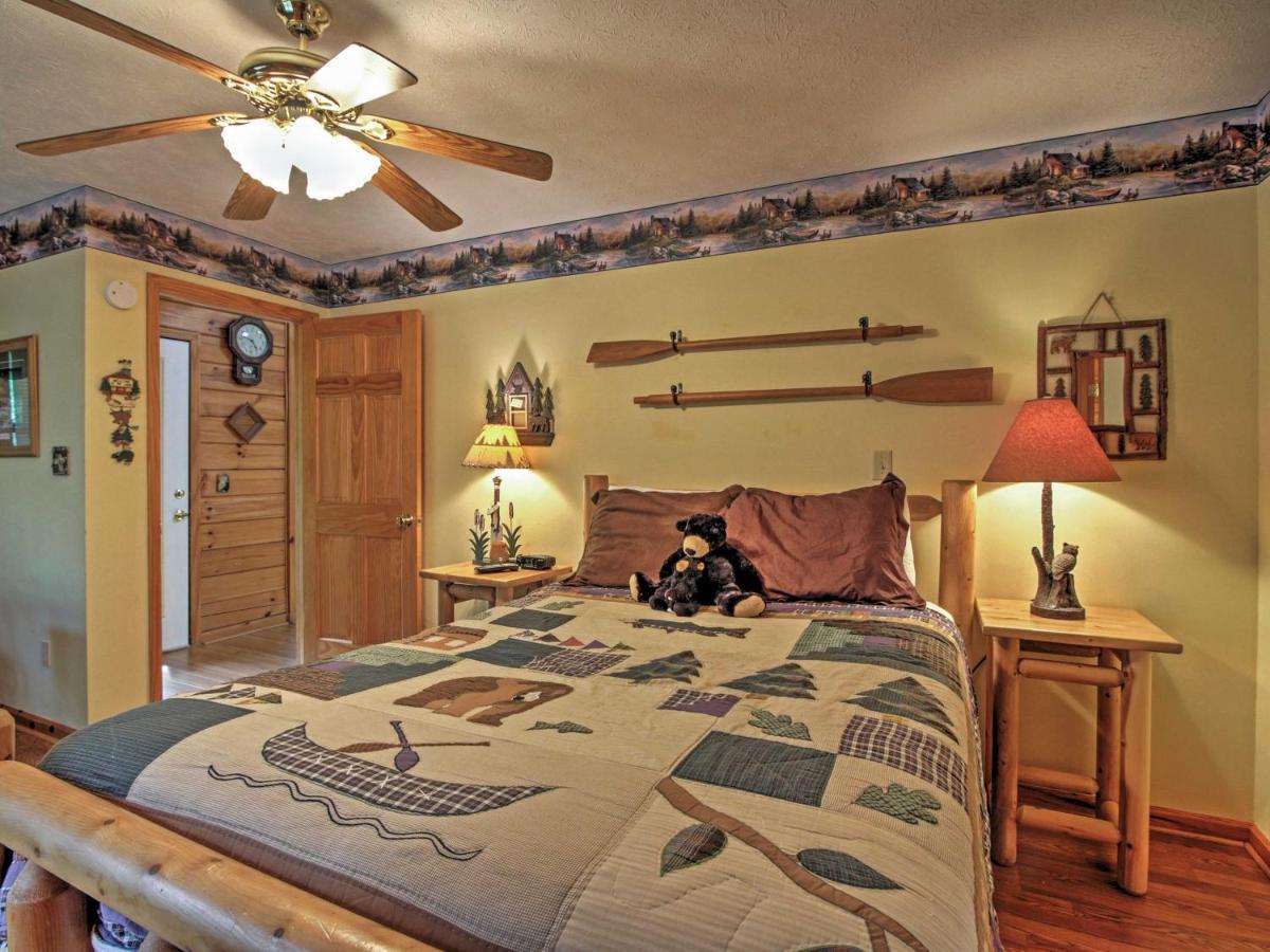 Idyllic Cabin With Hot Tub Less Than 2 Mi To Dollywood! 세비어빌 외부 사진
