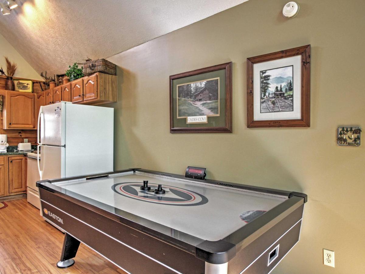 Idyllic Cabin With Hot Tub Less Than 2 Mi To Dollywood! 세비어빌 외부 사진